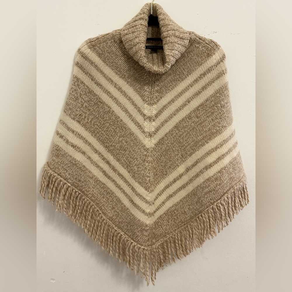 Banana Republic Tan and Cream Knit Poncho